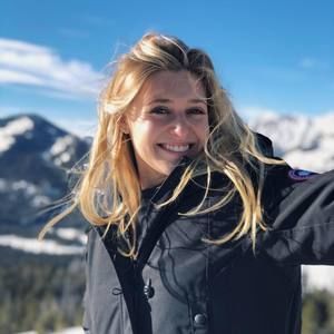 Meet your Posher, Caroline